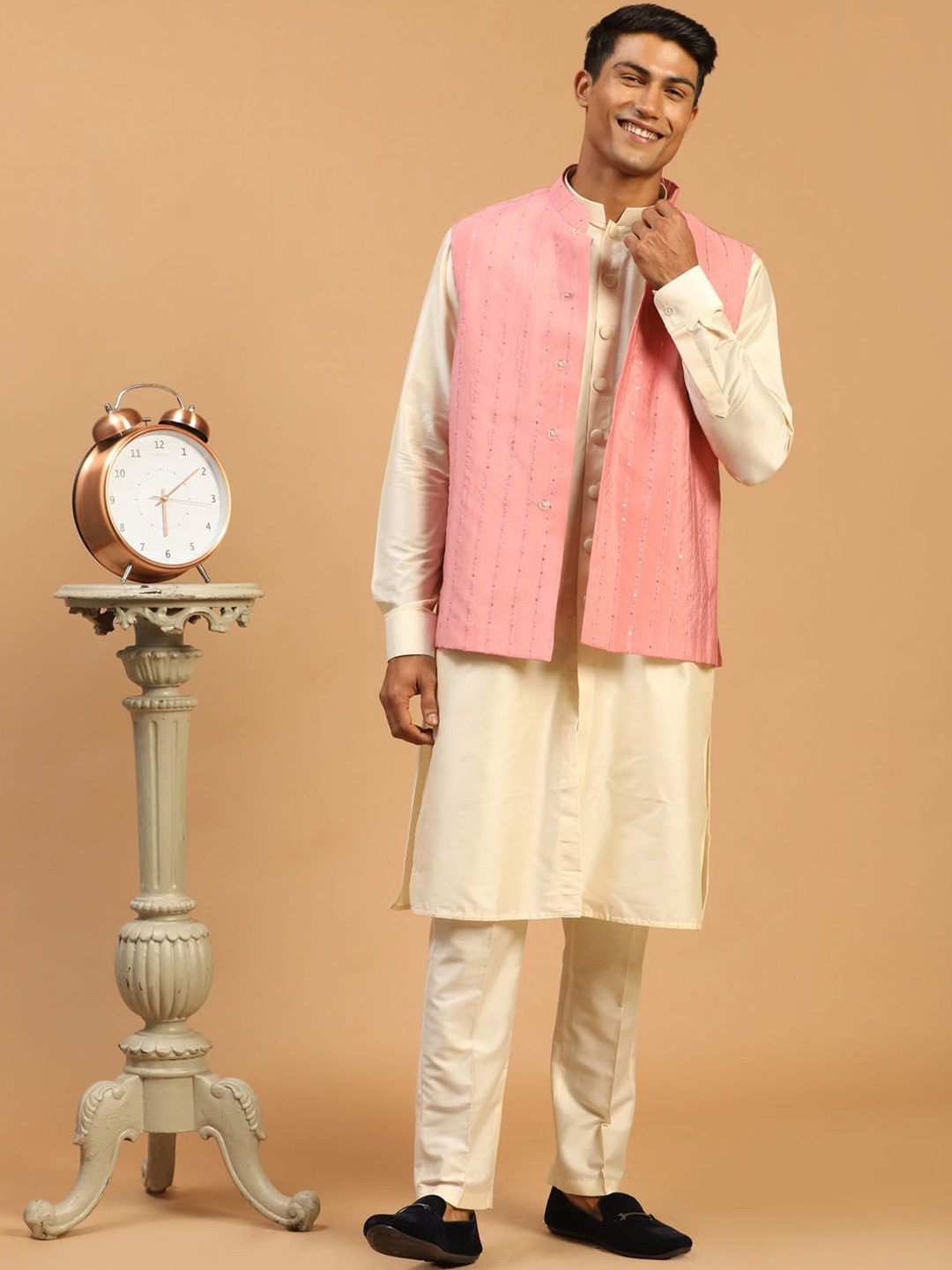 

VASTRAMAY Mandarin Collar Sequinned Straight Kurta with Pyjamas & Jacket, Cream