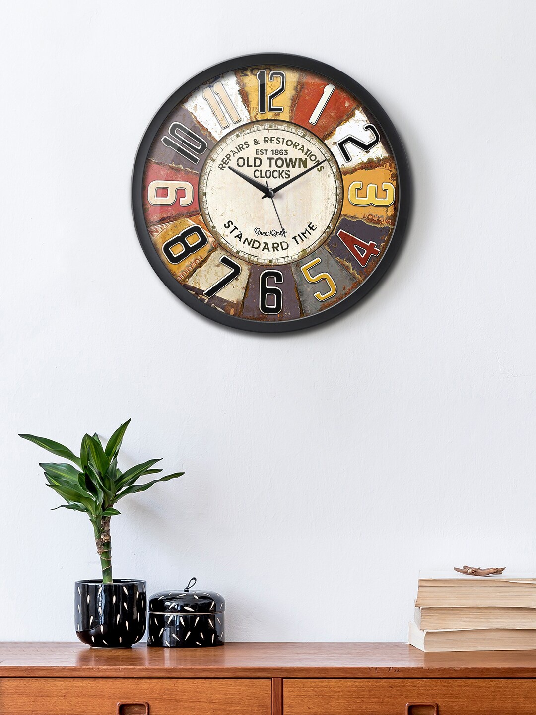 

green girgit Beige & Yellow Old Town Printed Contemporary Analogue Wall Clock