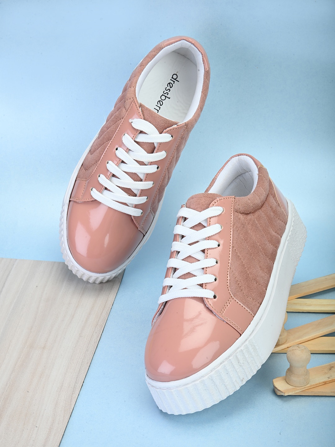 

DressBerry Women Lightweight Sneakers, Nude