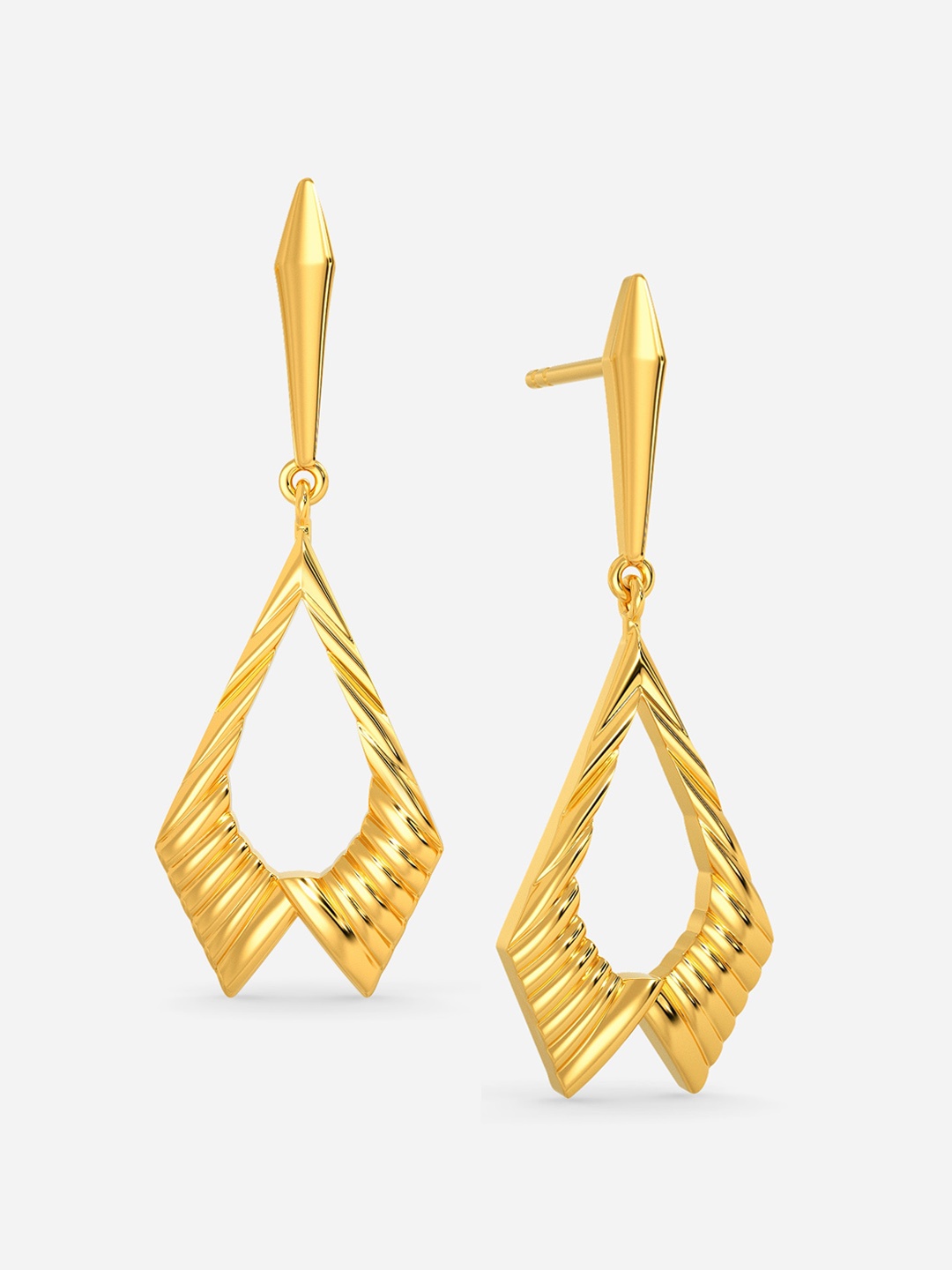 

MELORRA Player in Layer 18KT Gold Drop Earrings- 4.68 gm