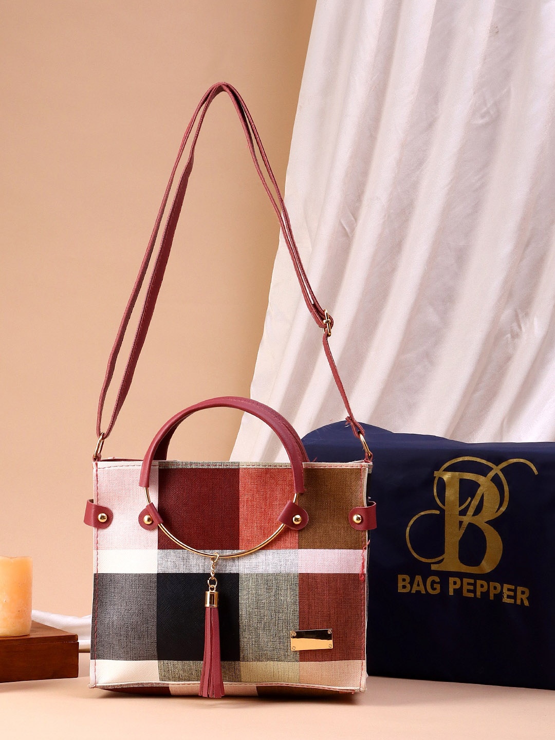 

Bag Pepper Check Structured Handheld Cotton Bag, Maroon