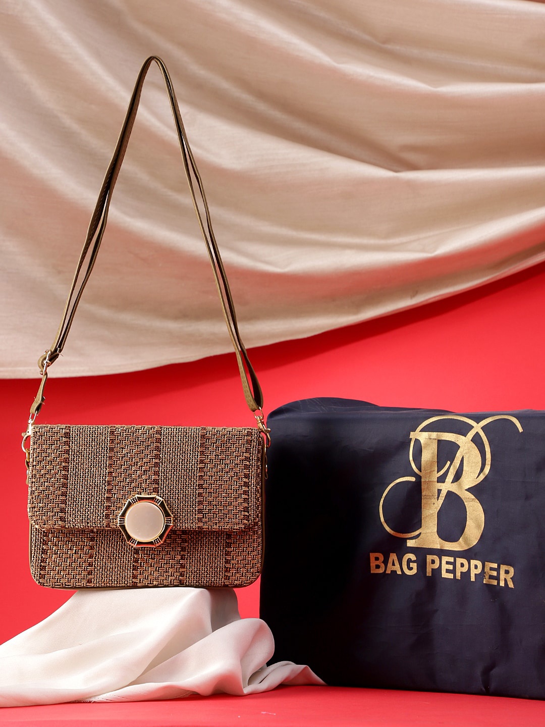 

Bag Pepper Textured Cotton Structured Sling Bag, Brown