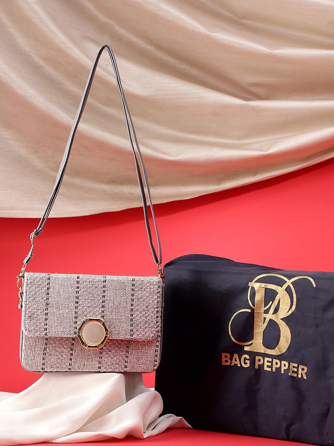 

Bag Pepper Textured Structured Sling Bag, Grey