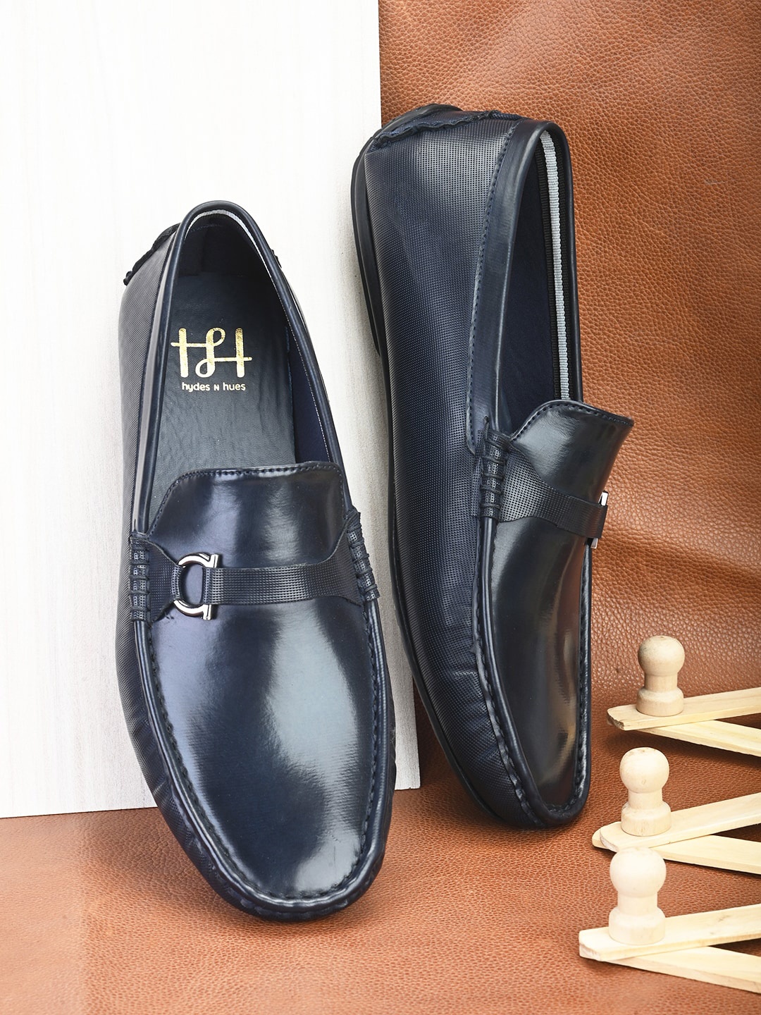 

Hydes N Hues Men Horsebit Loafers, Navy blue