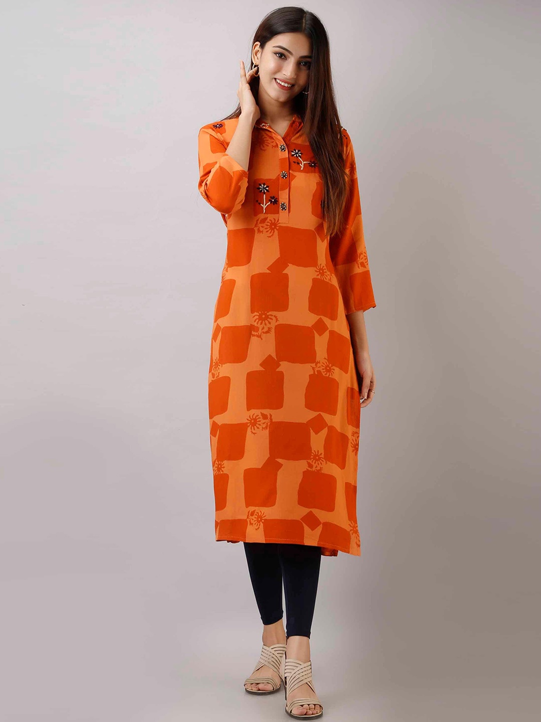 

Pankvi Abstract Printed Thread Work Kurta, Orange