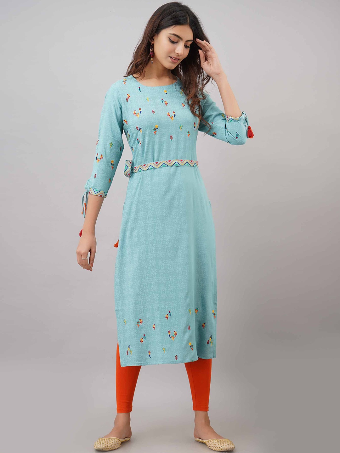 

Pankvi Ethnic Motifs Printed Thread Work Kurta, Blue