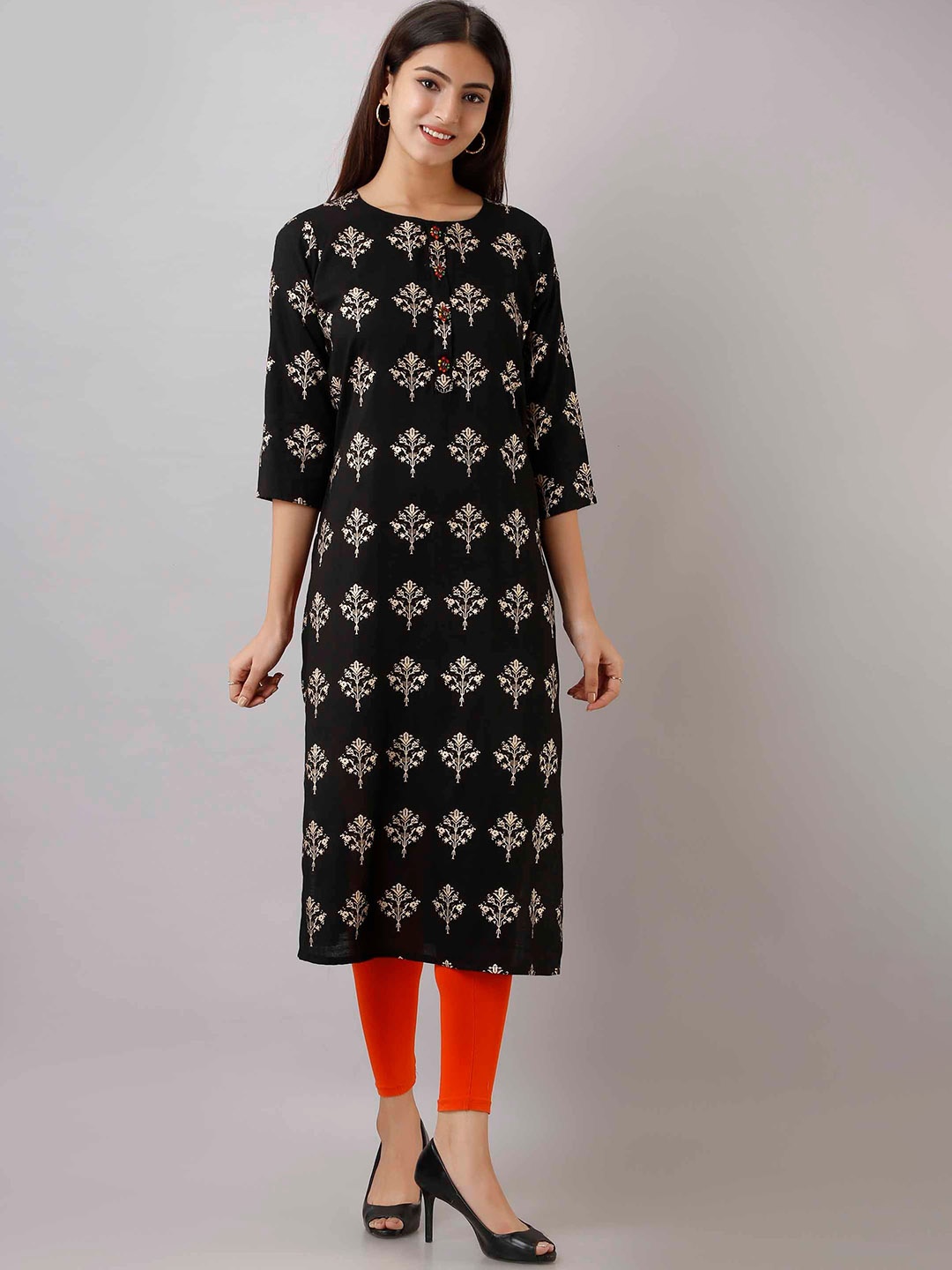 

Pankvi Ethnic Motifs Printed Straight Regular Kurta, Black
