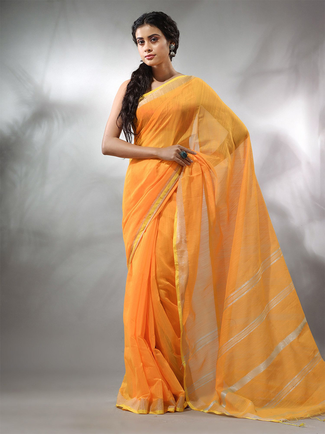 

Charukriti Zari Silk Cotton Saree, Yellow