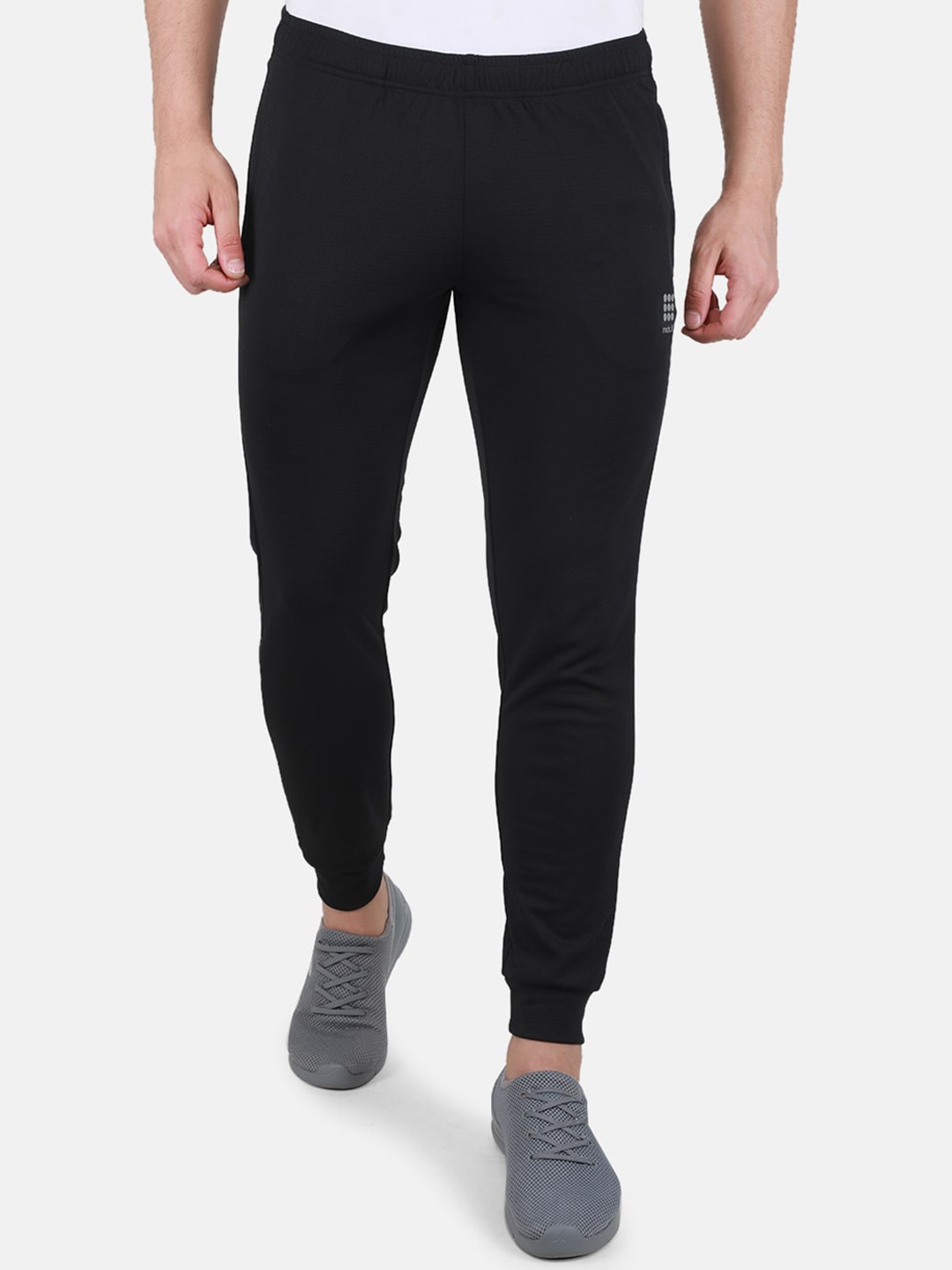 

rock.it Men Regular Fit Mid-Rise Joggers, Black