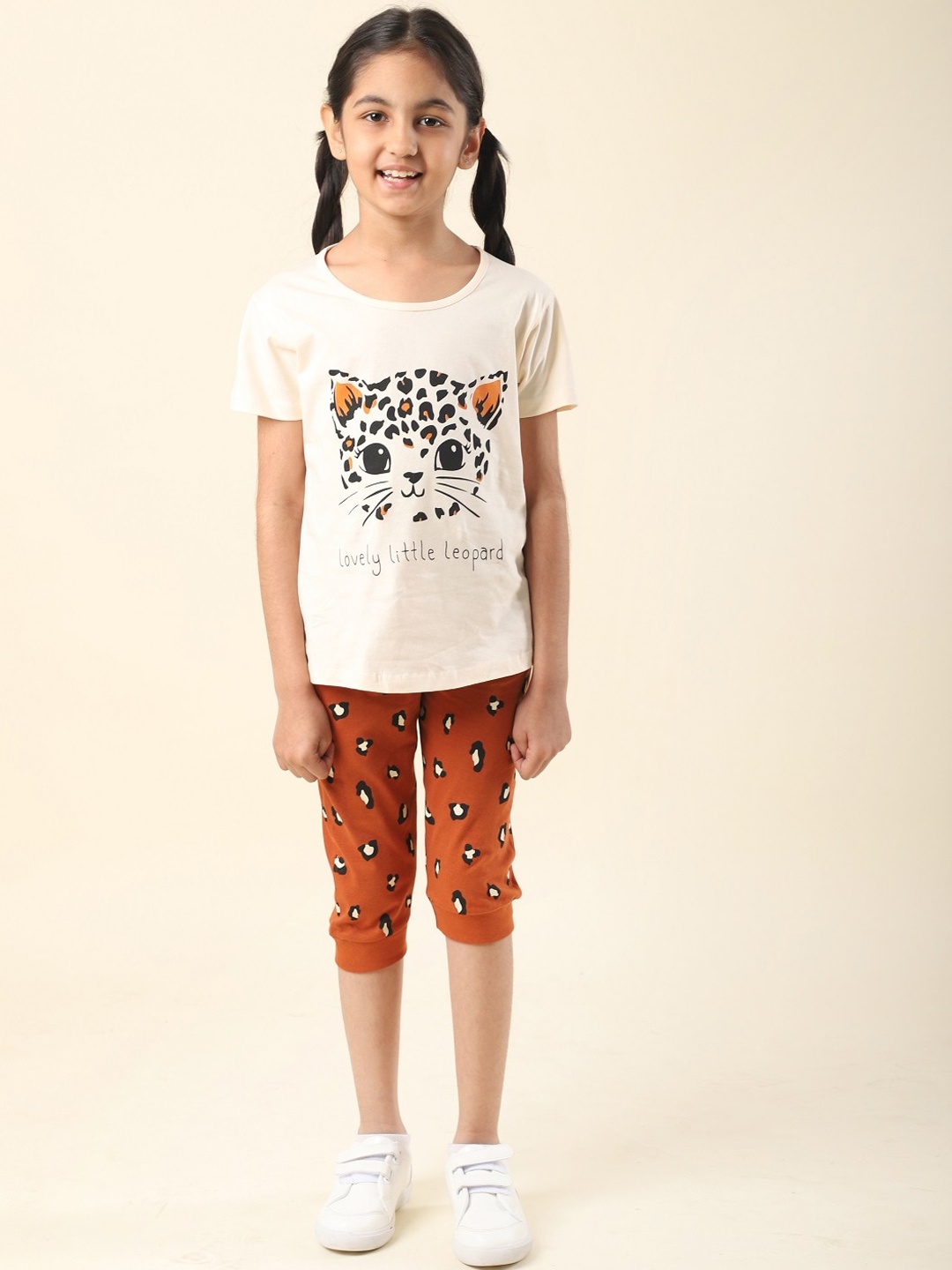 

Nottie Planet Girls Pure Cotton Printed Top With Capris, White