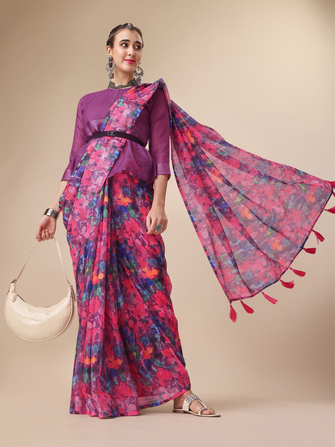 

Sangria Floral Printed Pure Linen Saree, Burgundy