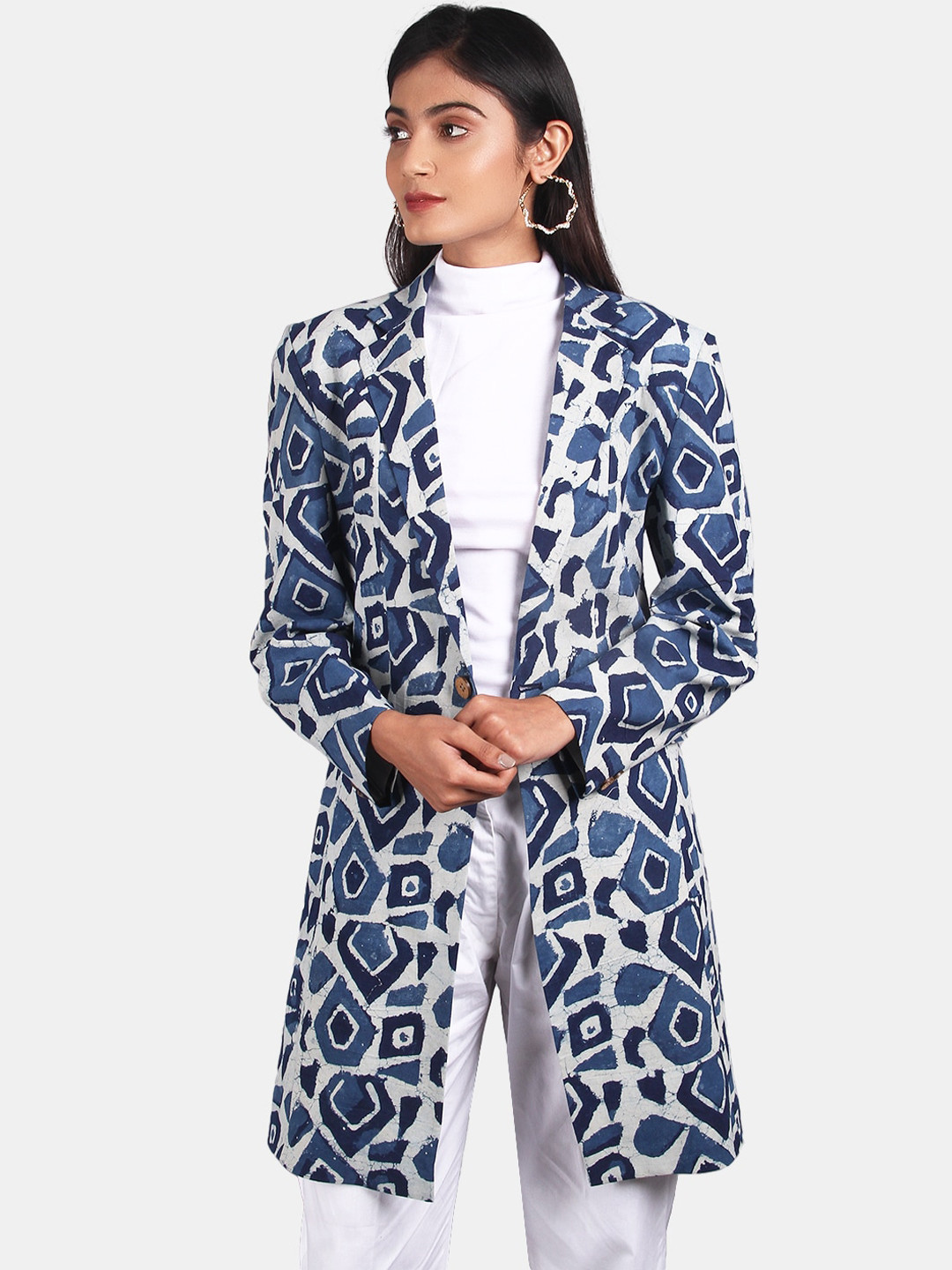 

INDOPHILIA Longline Single-Breasted Printed Cotton Blazer, White