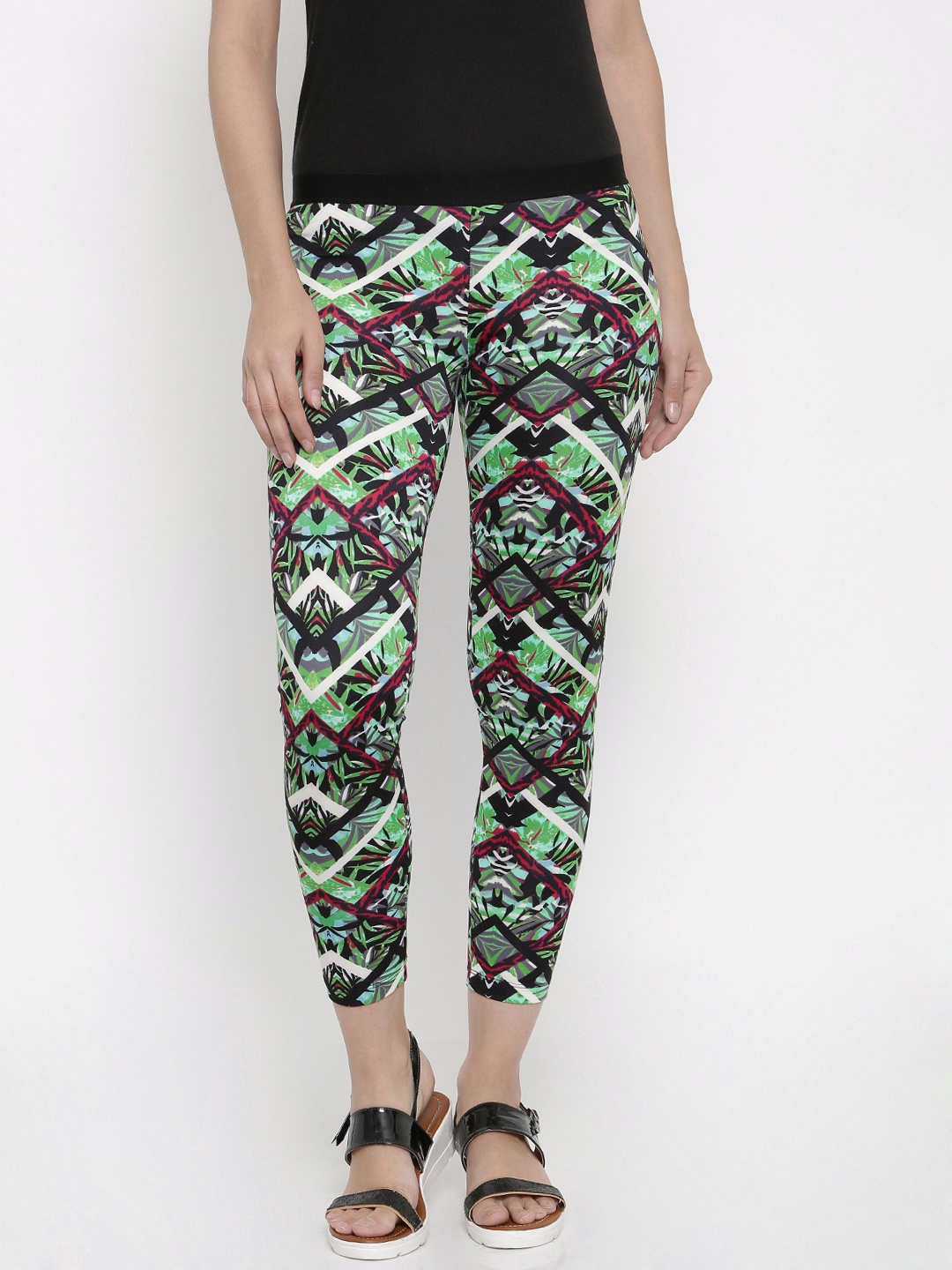 

pink woman Green & Black Printed Tights