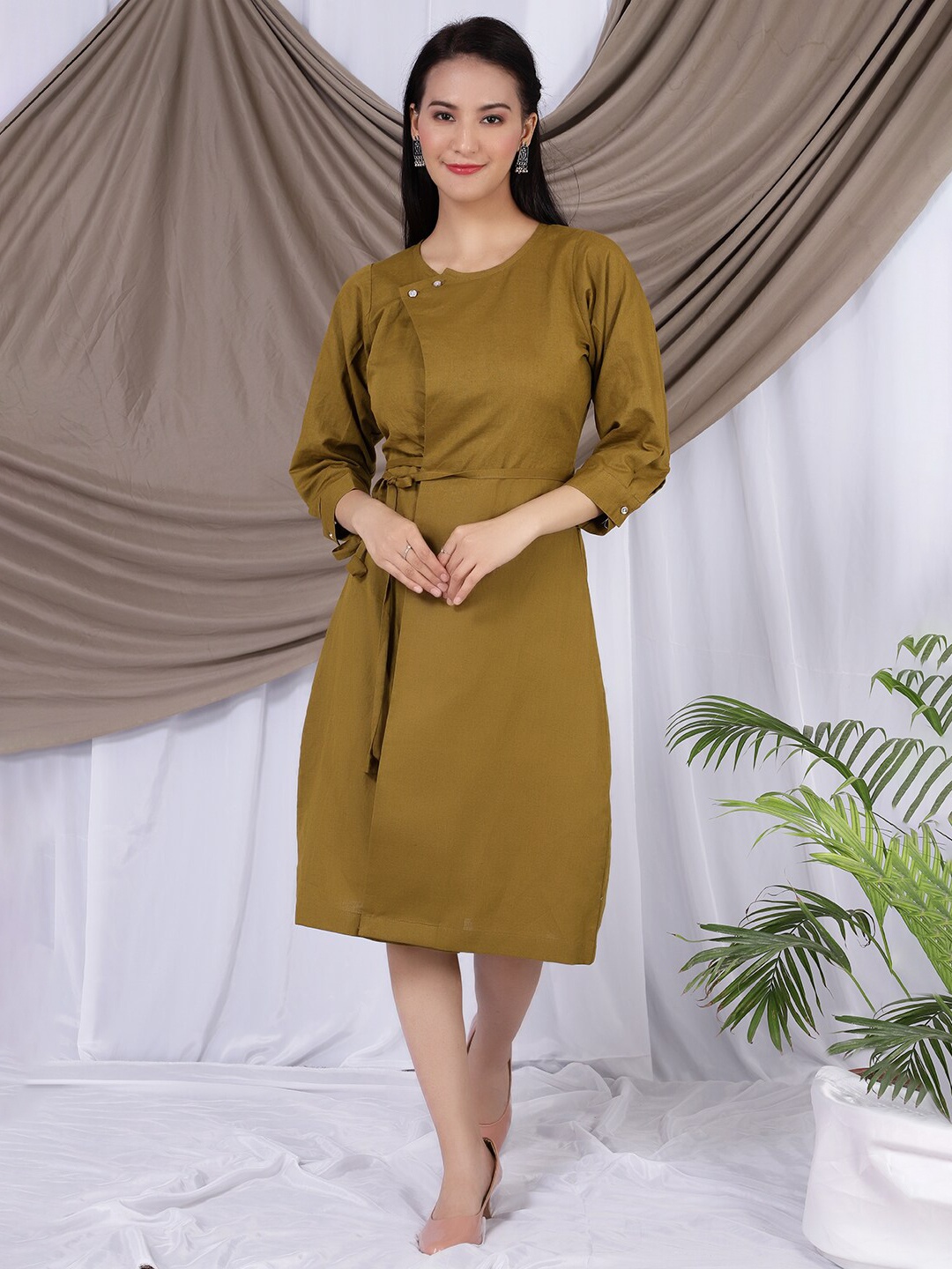 

INDOPHILIA Cuffed Sleeves Cotton Linen A-Line Dress, Green