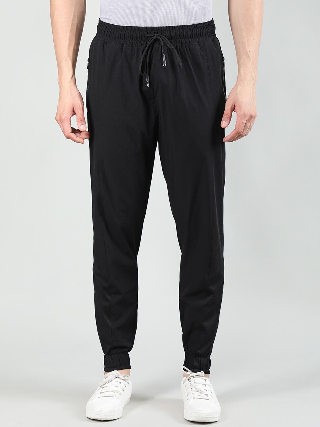 

CHKOKKO Men Regular Fit Mid-Rise Jogger, Black