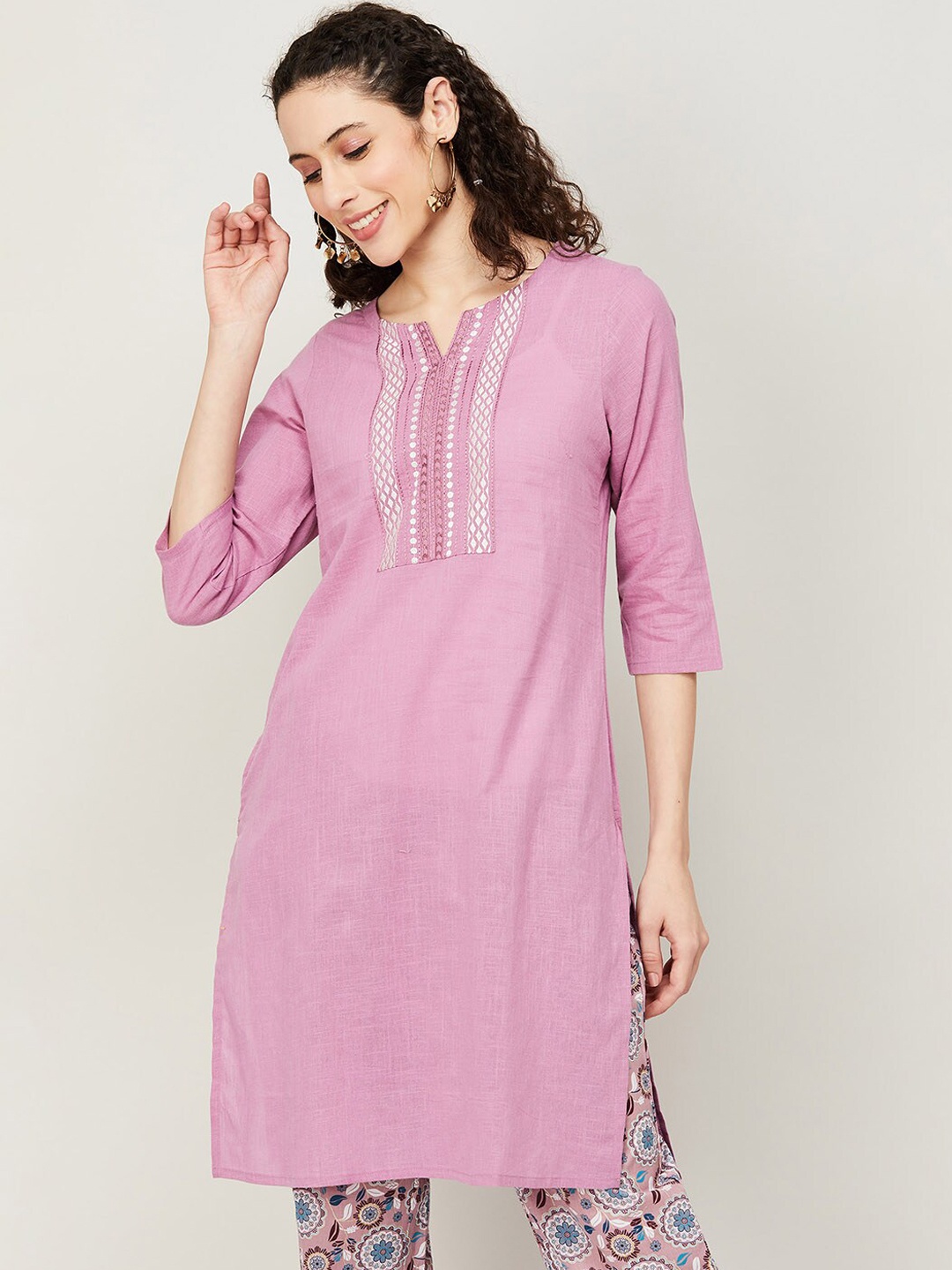 

Melange by Lifestyle Ethnic Motifs Yoke Design Thread Work Pure Cotton Kurta, Mauve