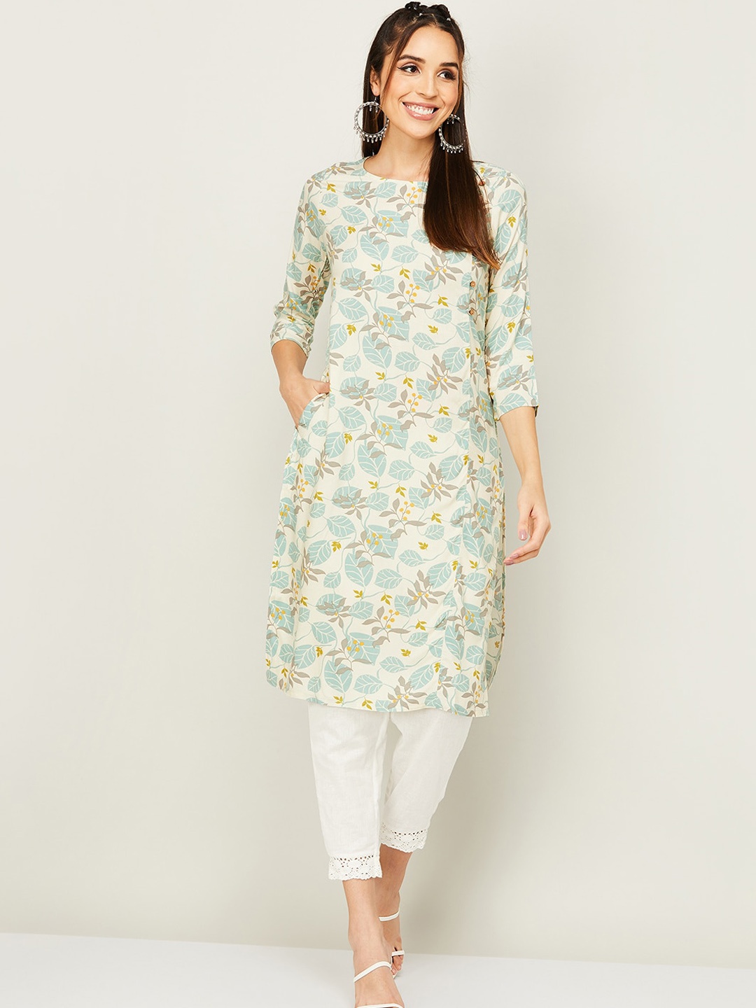 

Melange by Lifestyle Ethnic Motif Printed Straight Kurta, Off white