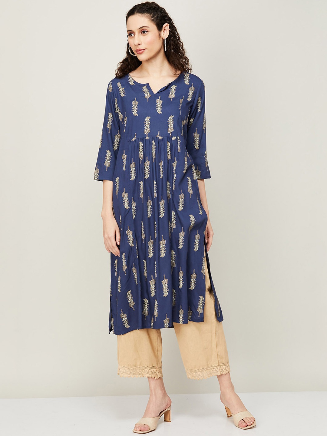 

Melange by Lifestyle Floral Printed Notched Neck Pleated A-Line Kurta, Blue