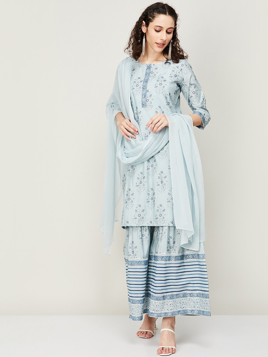 

Melange by Lifestyle Floral Printed Gotta Patti Kurta with Sharara & With Dupatta, Blue