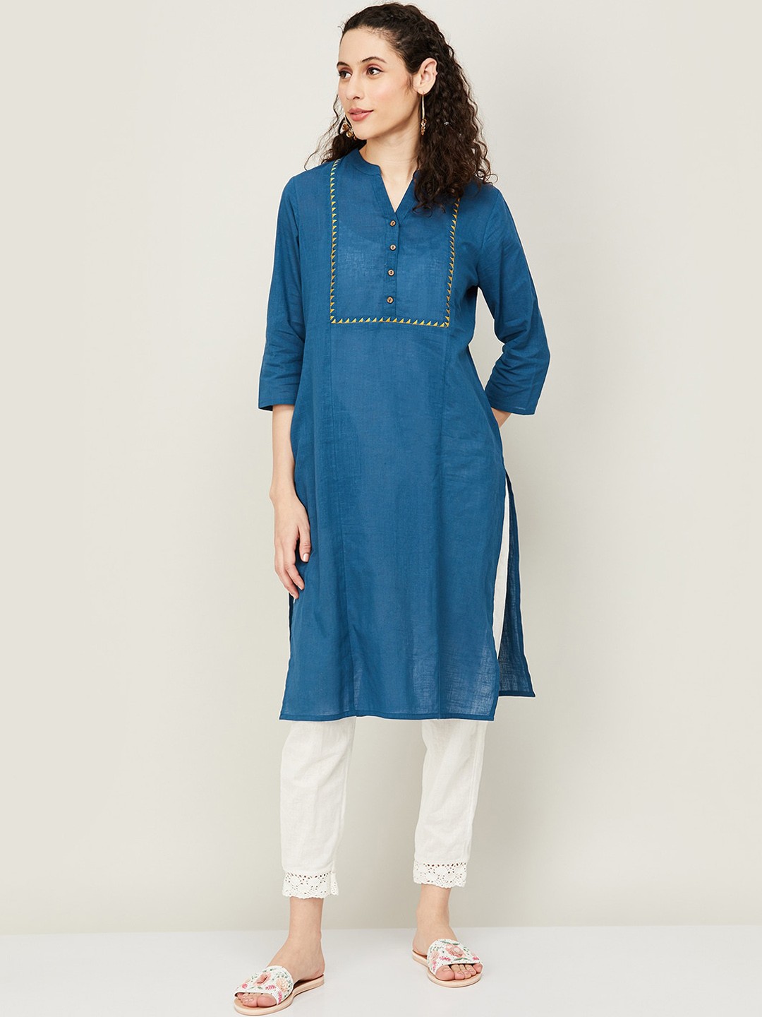 

Melange by Lifestyle Mandarin Collar Gotta Patti Cotton Straight Regular Kurta, Blue