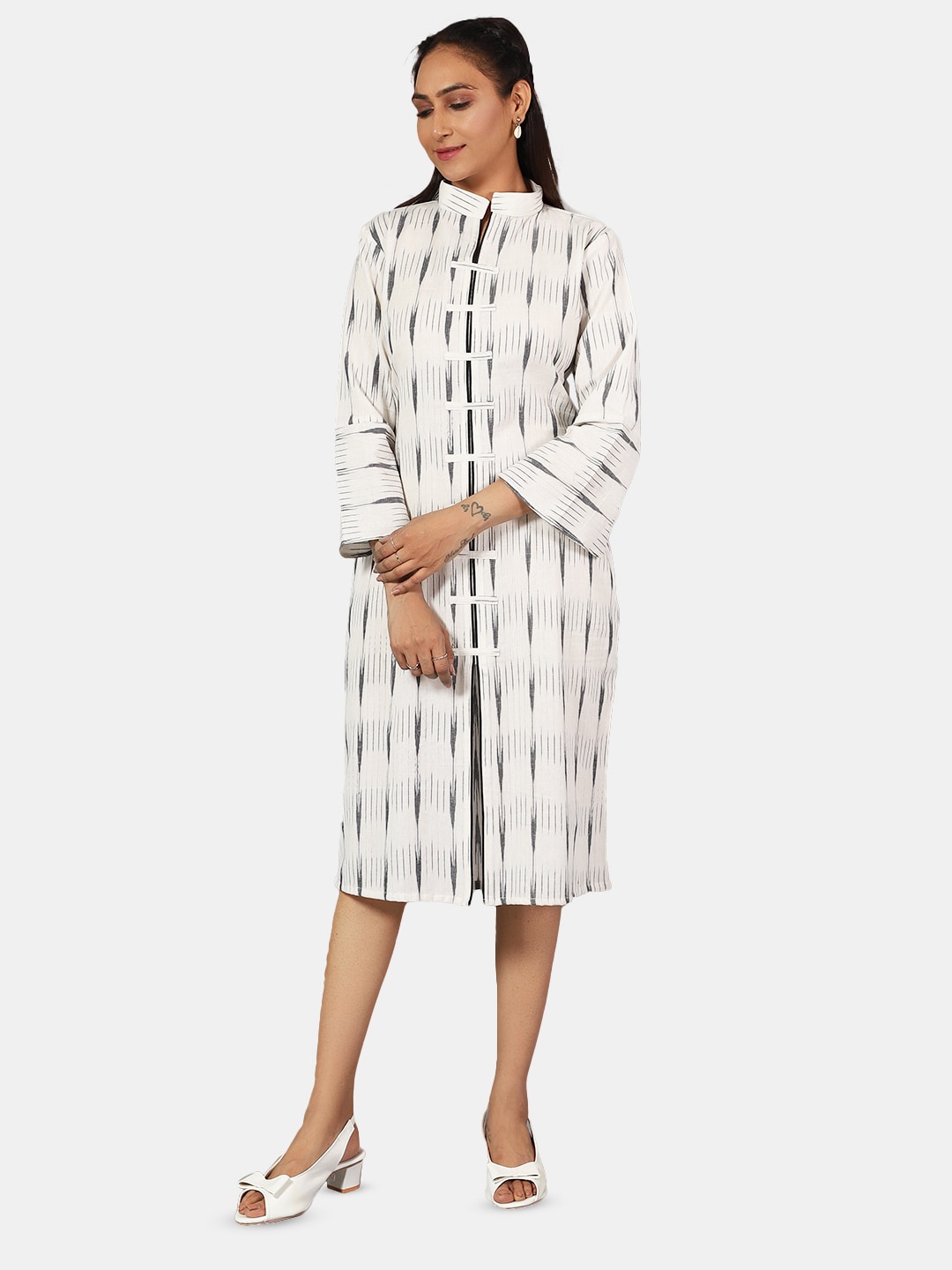 

INDOPHILIA Striped Mandarin Collar Shirt Midi Dress, White