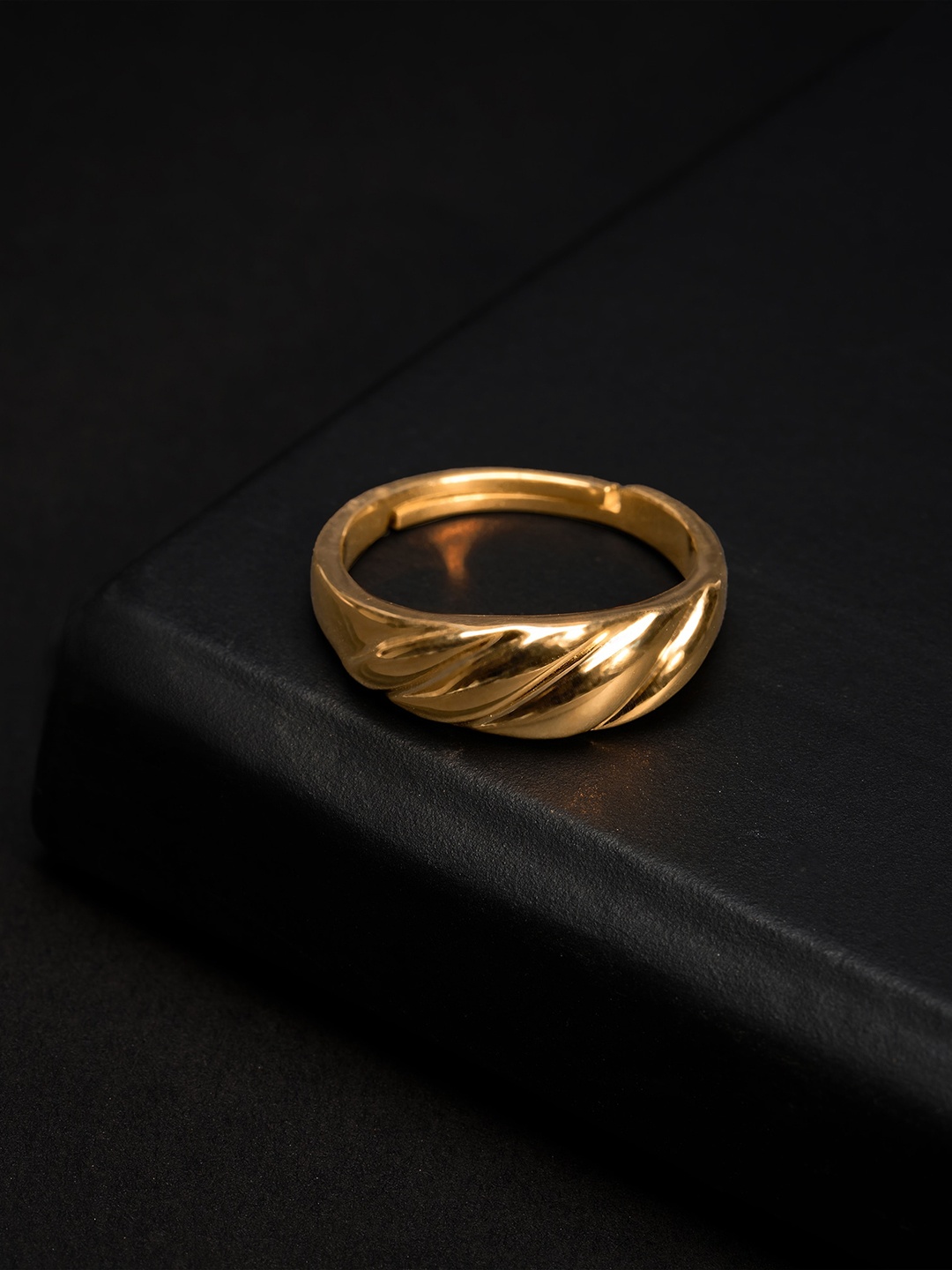 

AKSA Women Gold-Plated Bold Vermeil Adjustable Ring