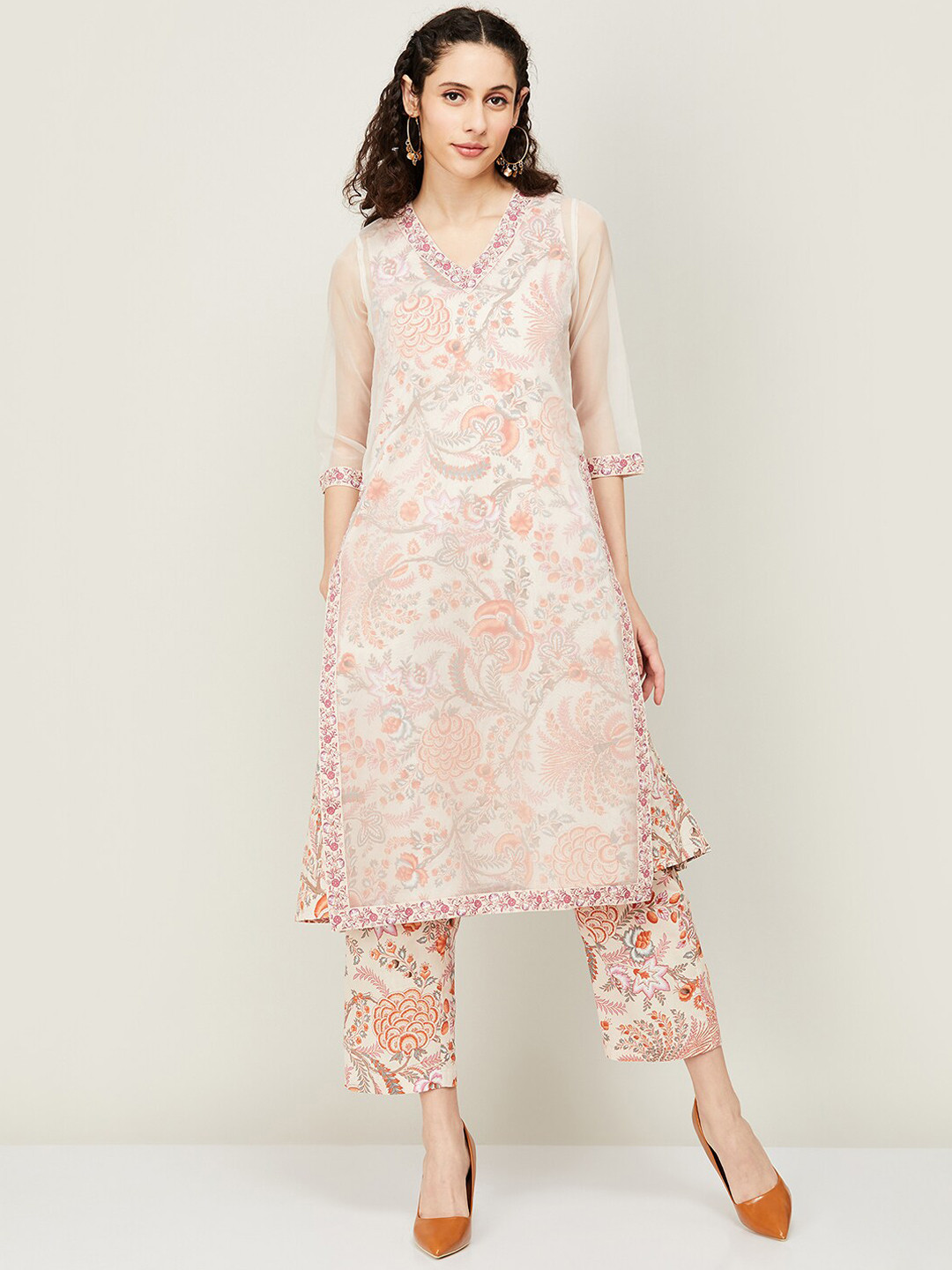 

Melange by Lifestyle Floarl Printed Pure Cotton Kurta with Trouseres, Beige