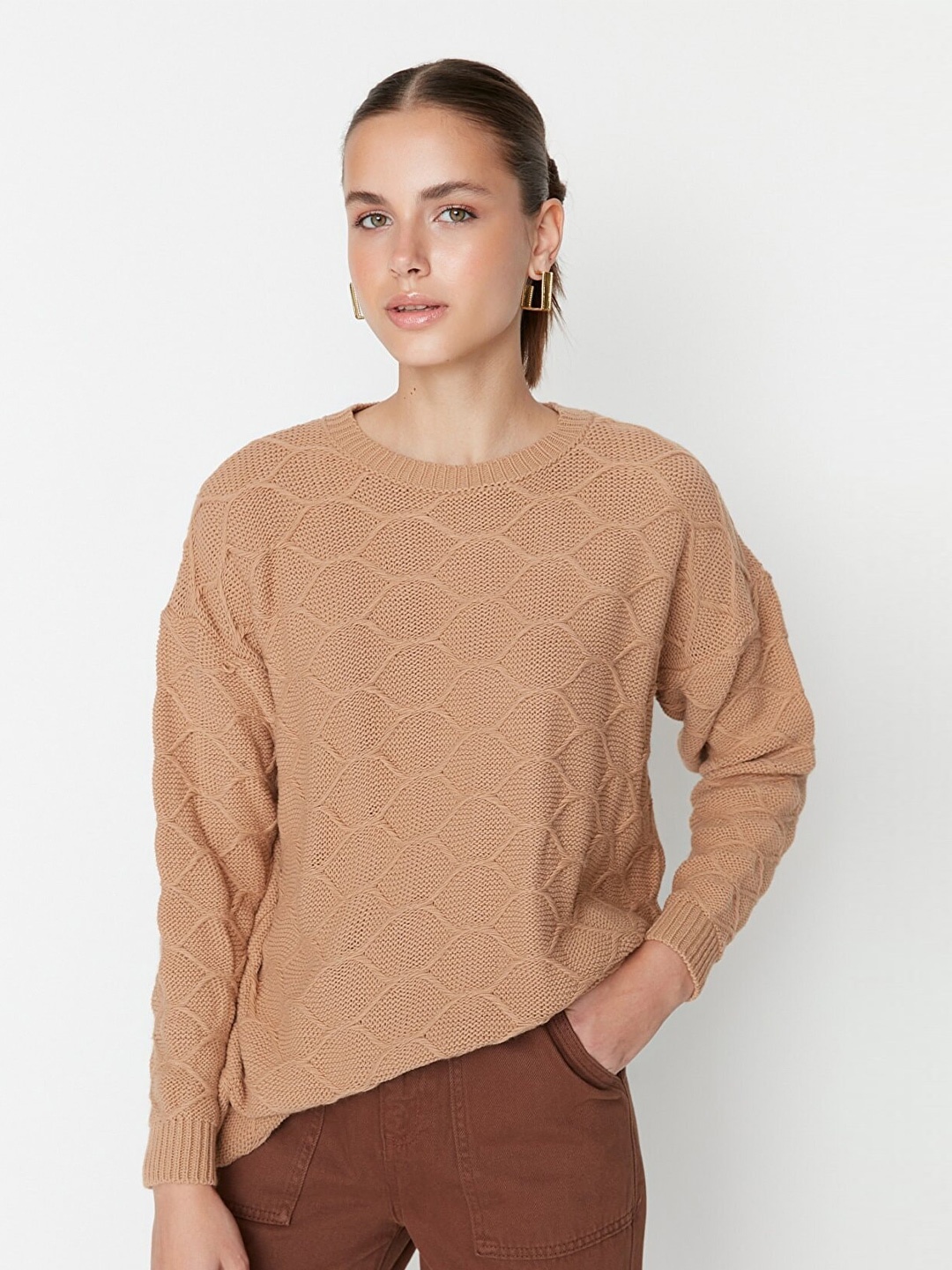 

Trendyol Self Design Round Neck Long Sleeves Knitted Top, Beige