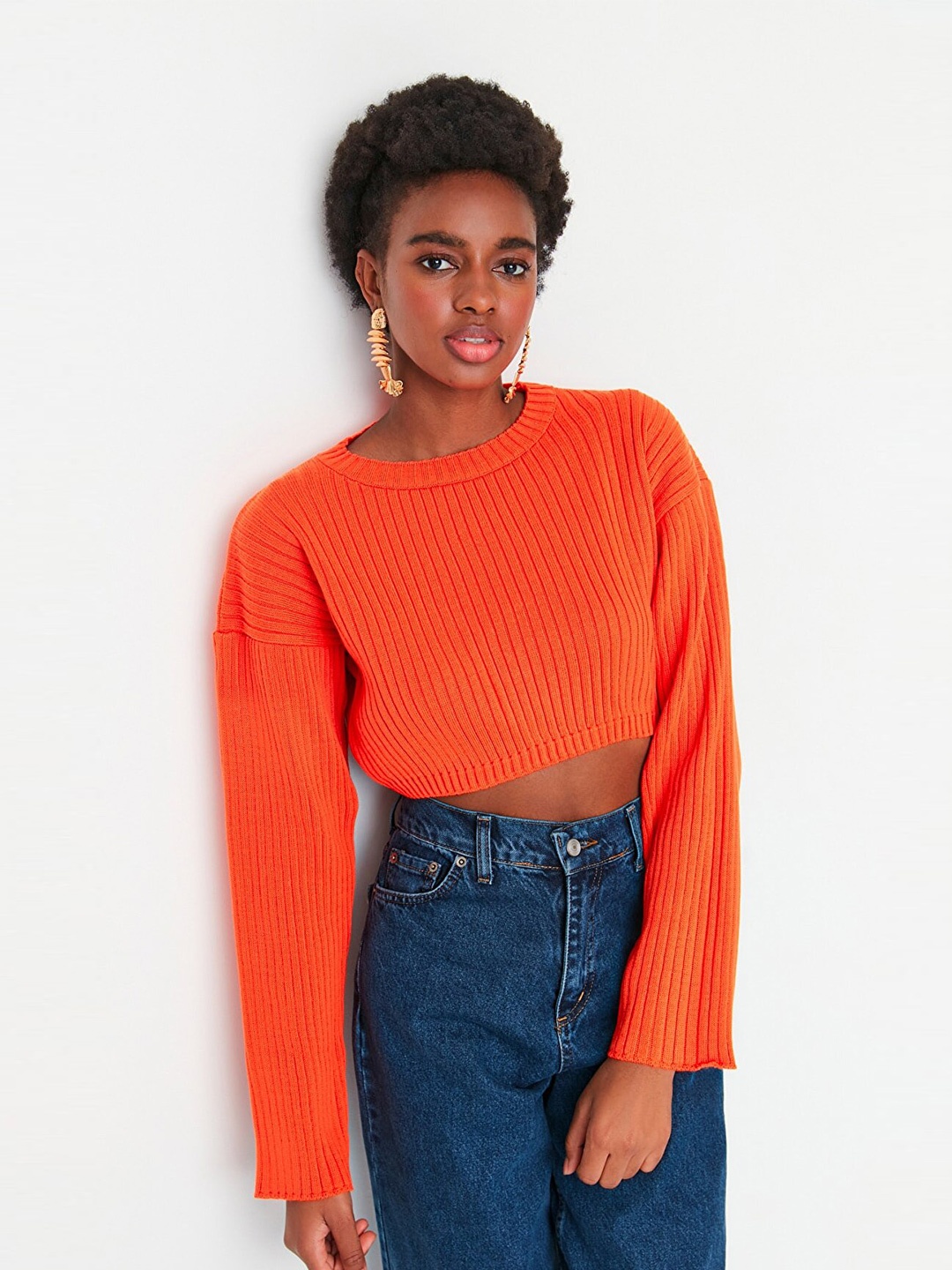 

Trendyol Vertical Striped Round Neck Drop-Shoulder Sleeves Crop Top, Orange