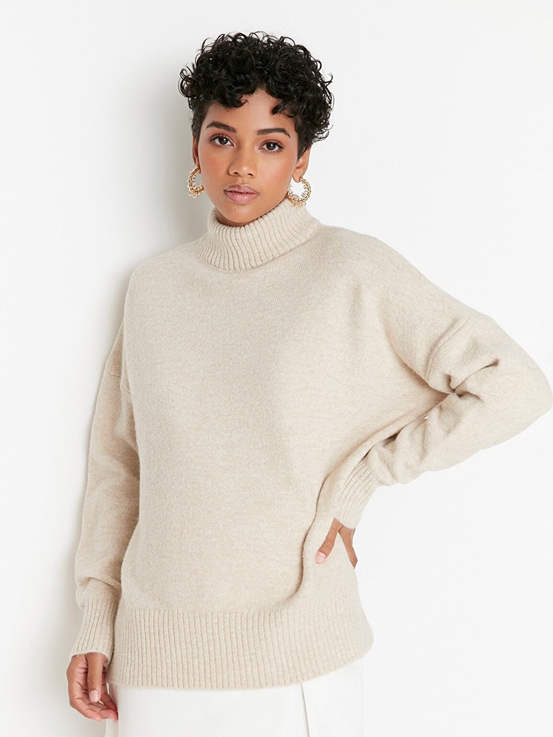 

Trendyol Extended Sleeves Boxy Top, Na