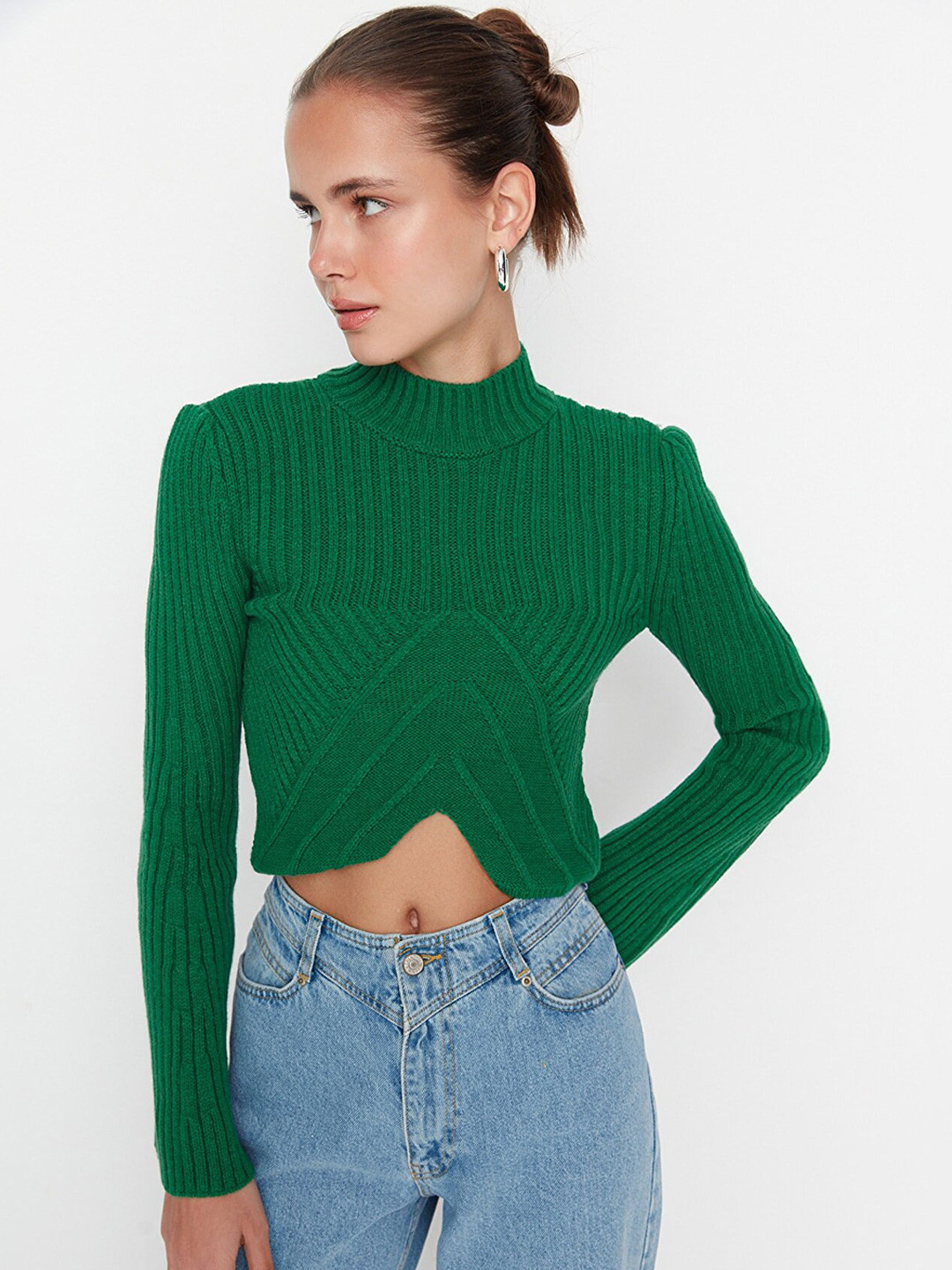 

Trendyol Vertical Striped Cut Out High Neck Long Sleeves Crop Fitted Top, Green