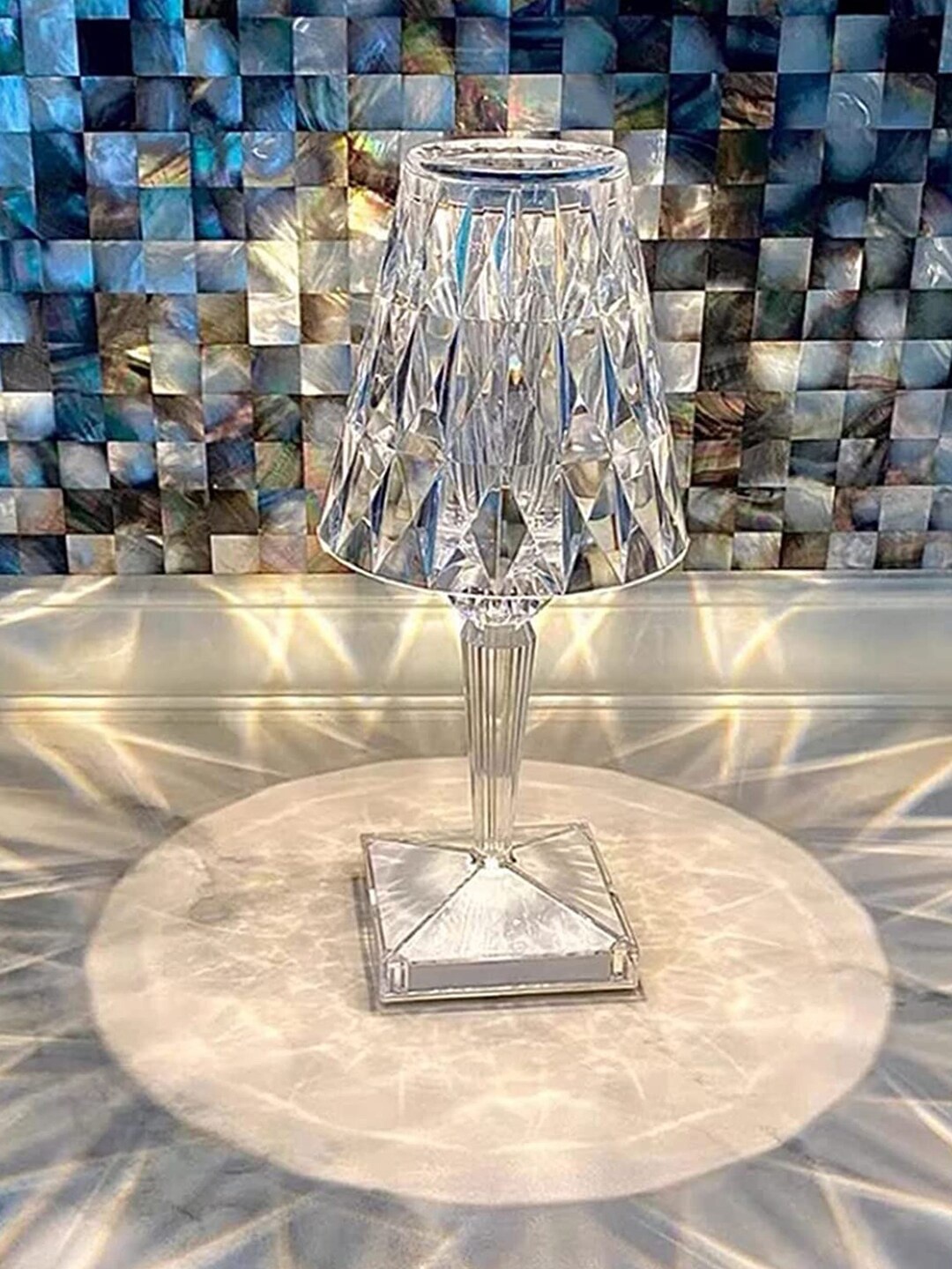 

ZURU BUNCH Transparent Diamond Cut LED Crystal Touch Table Lamp