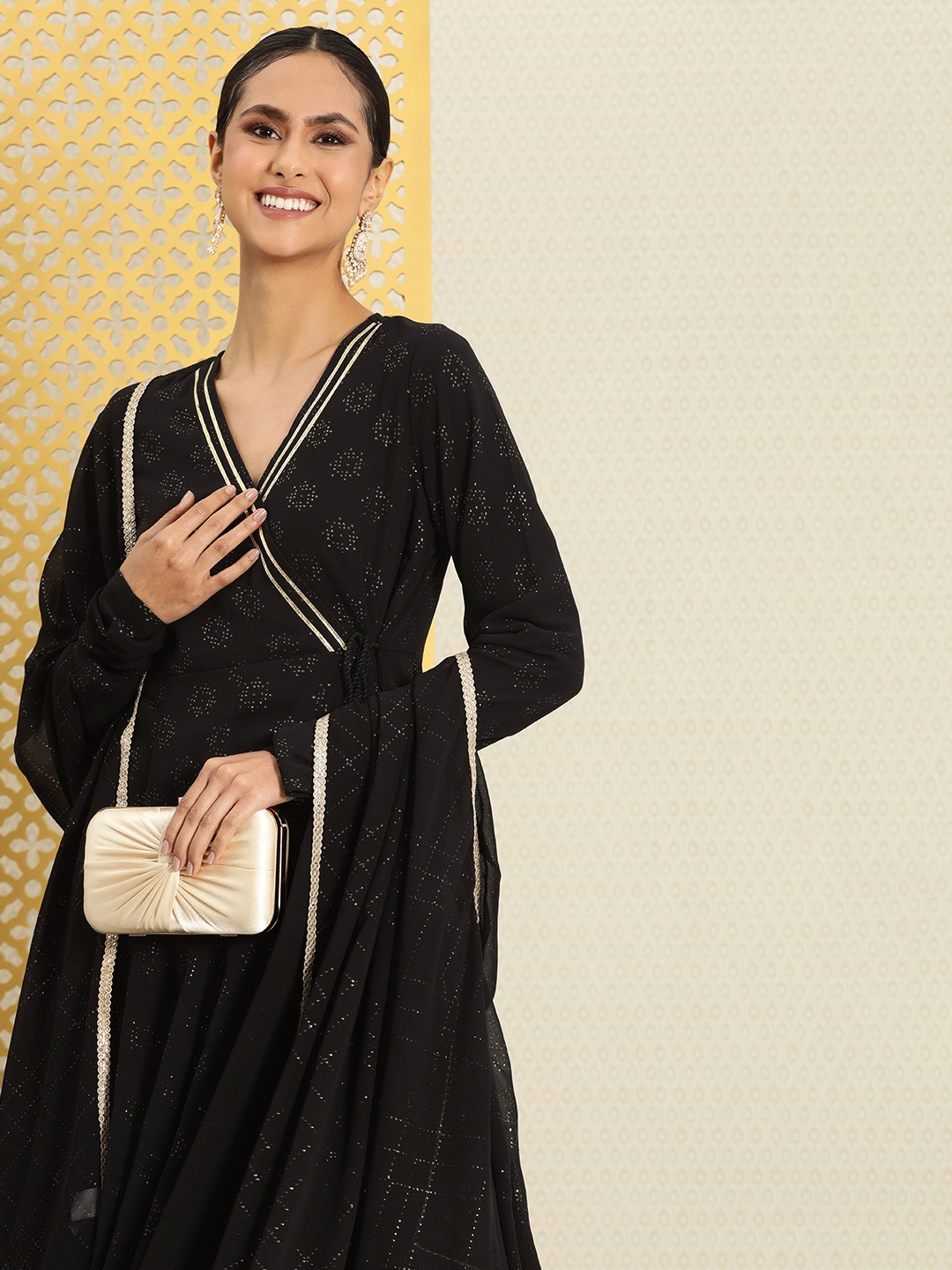 

House of Pataudi Women Self Design Angrakha Jashn Kurta With Palazzos & Dupatta, Black