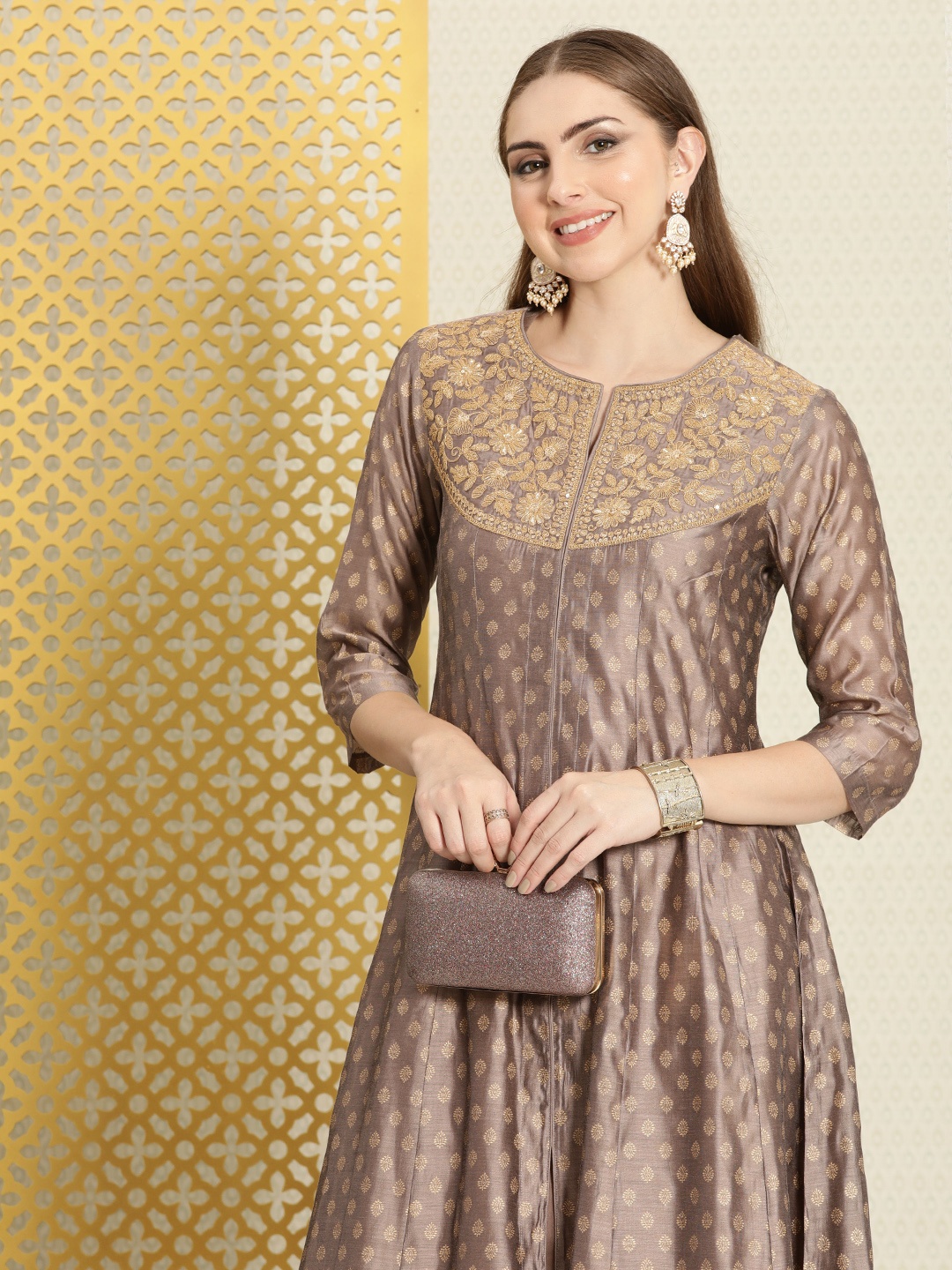 

House of Pataudi Gold-Toned Floral Anarkali Jashn Kurta, Grey