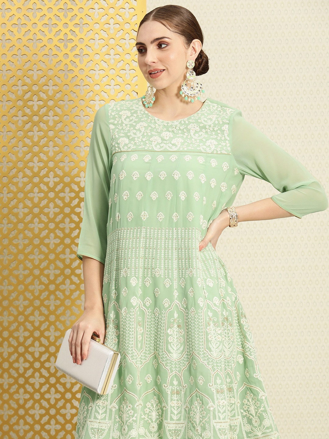 

House of Pataudi Floral Embroidered Embellished Sequinned A-Line Flared Jashn Kurta, Green