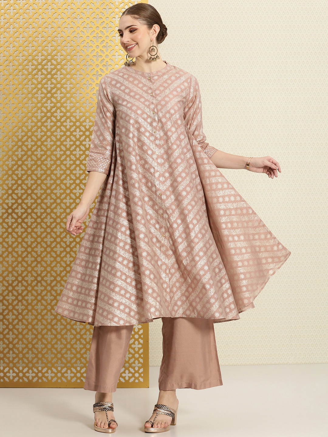 

House of Pataudi Women Jashn Ethnic Motifs Printed Sequinned A-Line Kurta with Palazzos, Mauve