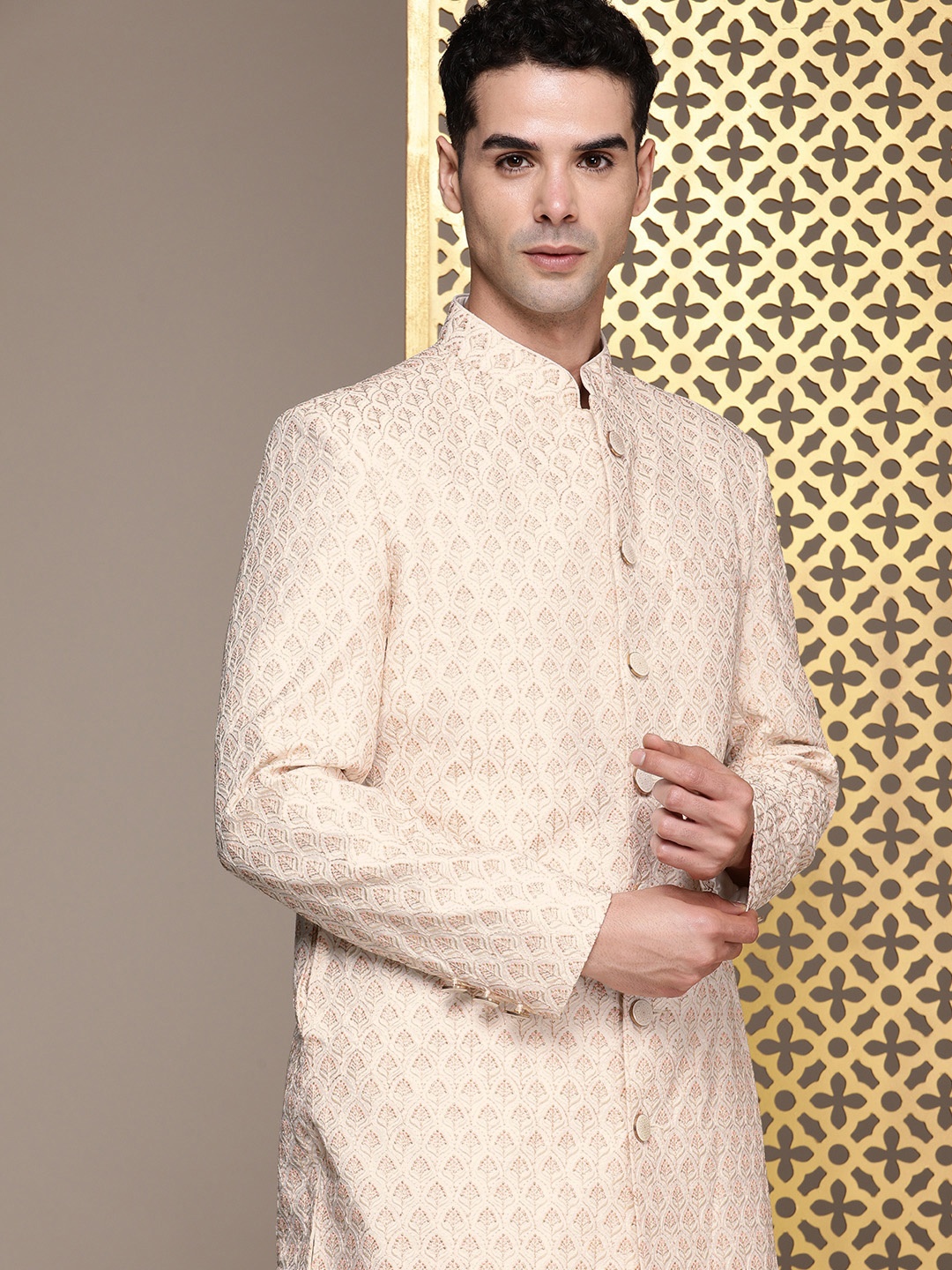 

House of Pataudi Men Jashn Thread Work Zari Detailed Sherwani, Off white