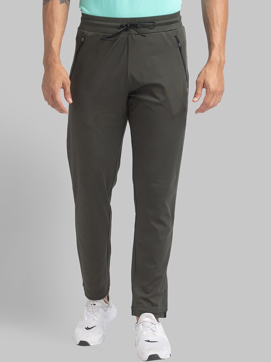 

Parx Men Relaxed Fit Mid-Rise Dry Fit Jogger, Olive