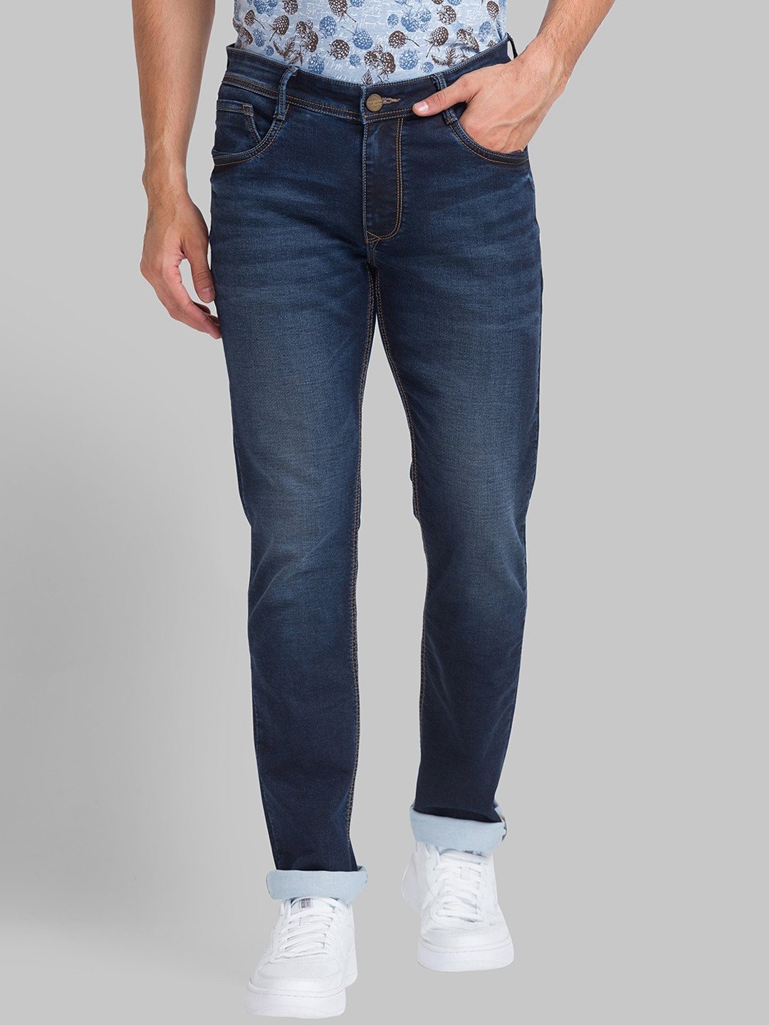 

Parx Men Slim Fit Light Fade Jeans, Blue