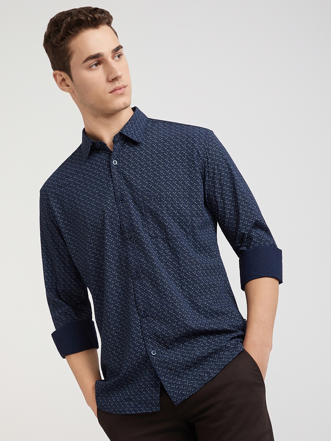

Parx Slim Fit Opaque Micro Ditsy Printed Casual Shirt, Blue