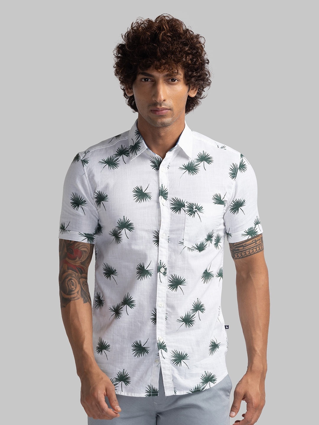 

Parx Slim Fit Opaque Conversational Printed Casual Pure Cotton Shirt, Green