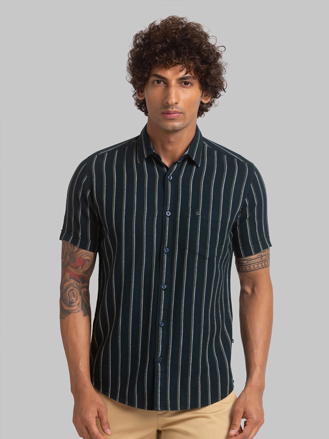 

Parx Slim Fit Opaque Pin Striped Casual Pure Cotton Shirt, Green