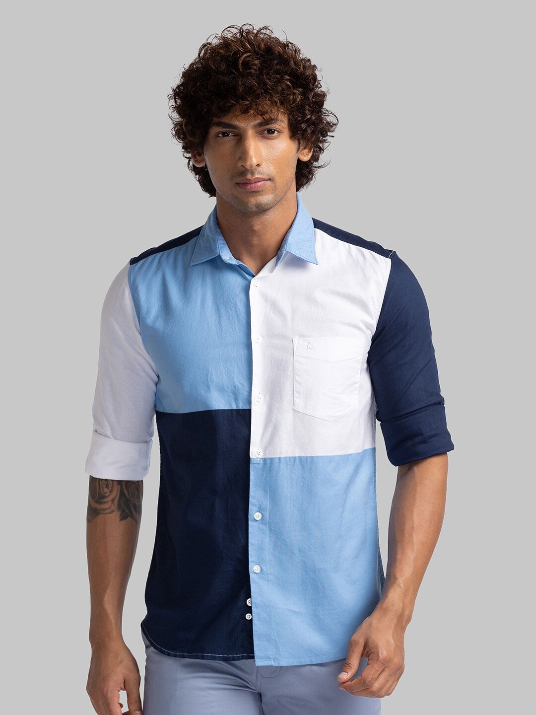 

Parx Slim Fit Opaque Colourblocked Casual Shirt, Blue