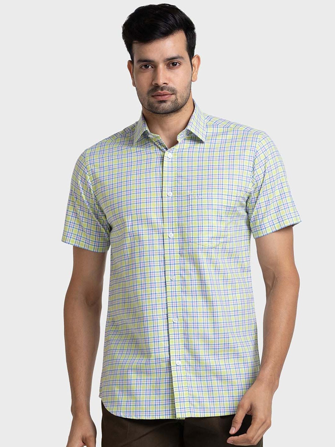 

ColorPlus Spread Collar Tailored Fit Checked Pure Cotton Casual Shirt, Green