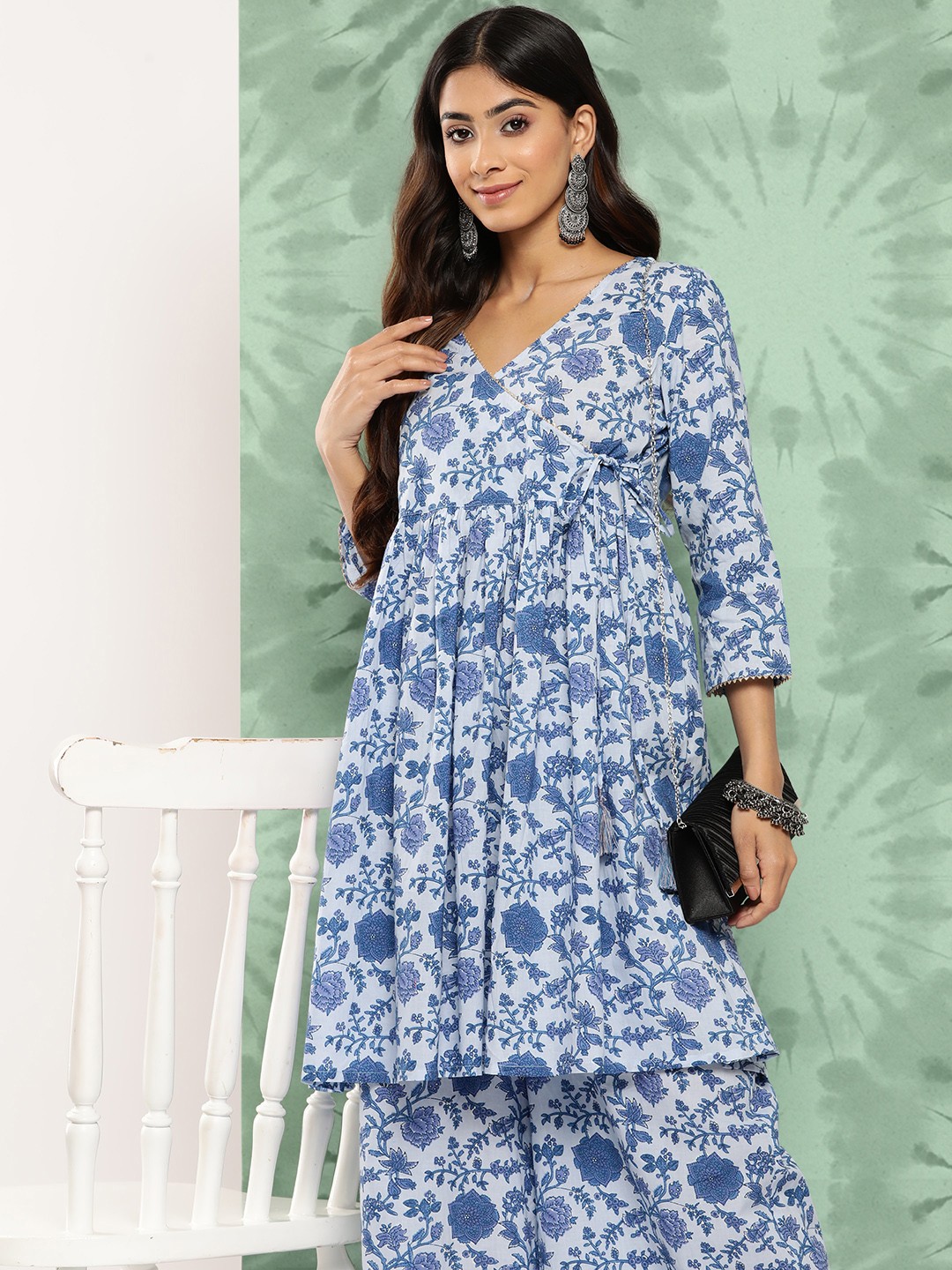 

Janasya Women Floral Printed Angrakha Gotta Patti Pure Cotton Kurta with Palazzos, Blue