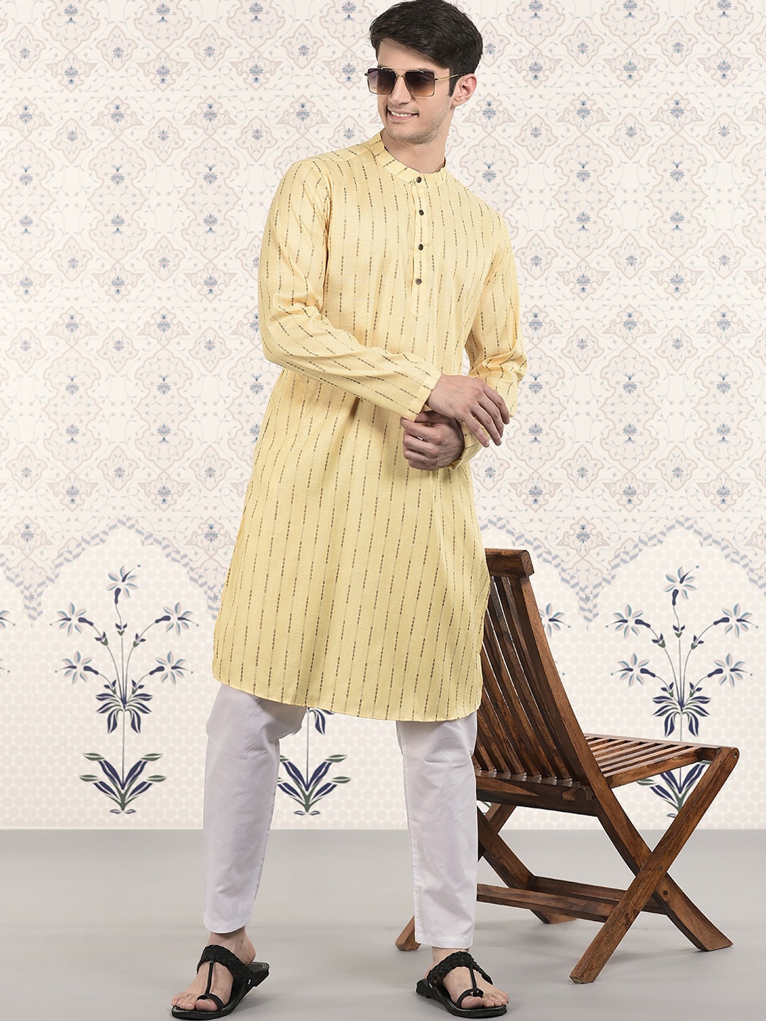 

Ode by House of Pataudi Woven Design Mandarin Collar Kurta with Pyjamas, Yellow