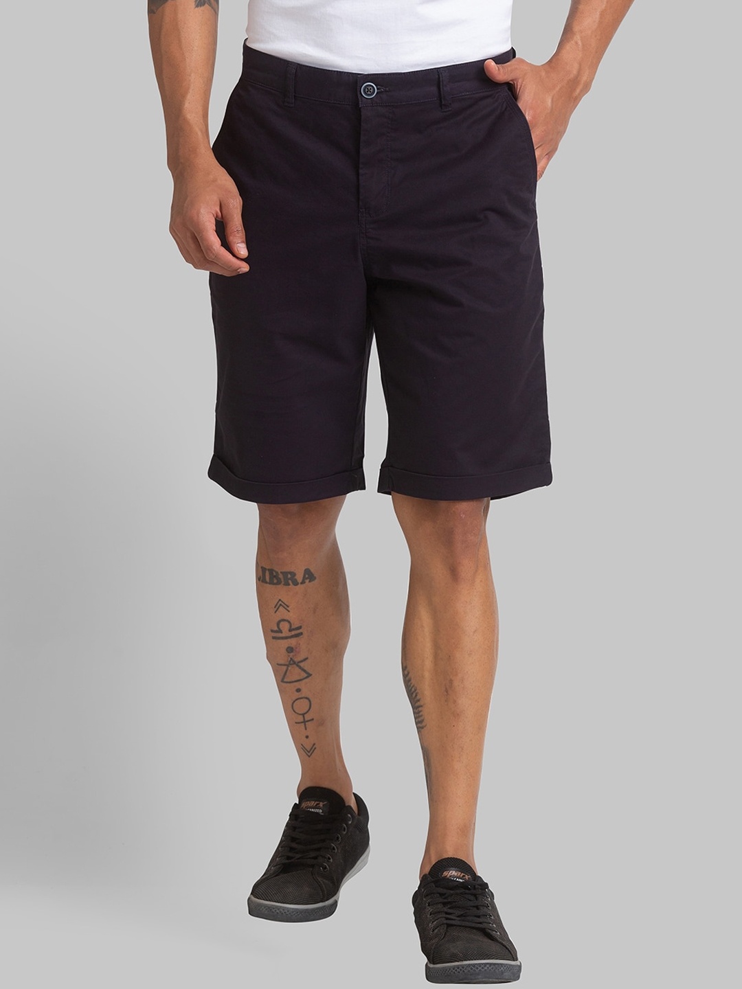 

Parx Men Mid-Rise Shorts, Black