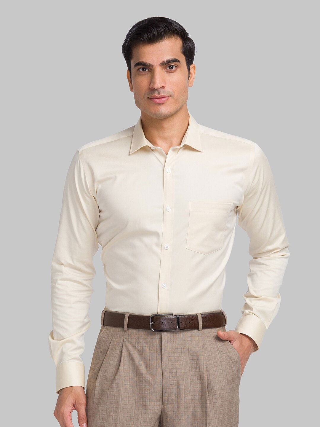 

Park Avenue Spread Collar Long Sleeves Cotton Formal Shirt, Cream