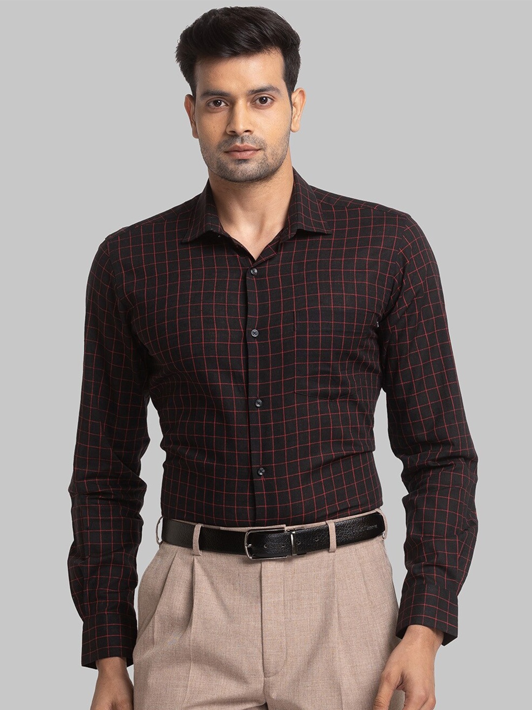 

Park Avenue Slim Fit Windowpane Checked Cotton Linen Formal Shirt, Black