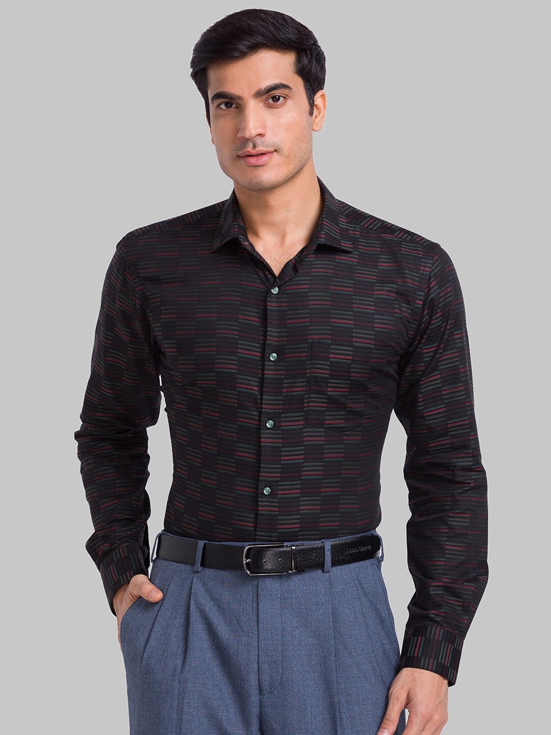 

Park Avenue Slim Fit Checked Spread Collar Pure Cotton Formal Shirt, Black